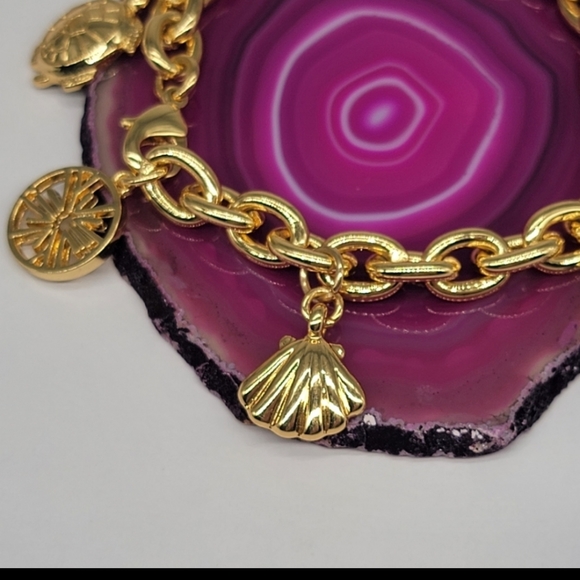 NWOT Lilly Pultzier 💖 Charm Bracelet with 6 charms!! ADORBS! - Picture 5 of 15